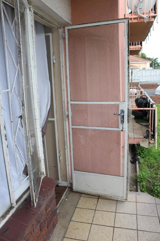 1 Bedroom Property for Sale in Parow Western Cape